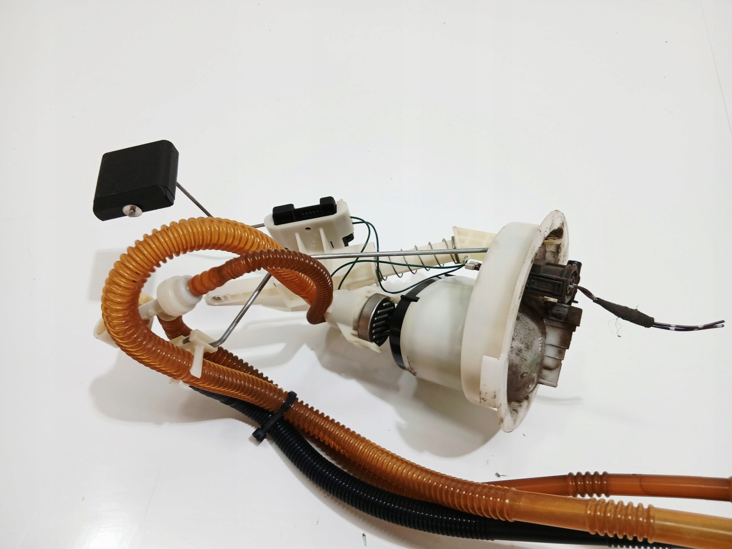 pumpa za gorivo BMW E90 E91 LCI N43 7197073