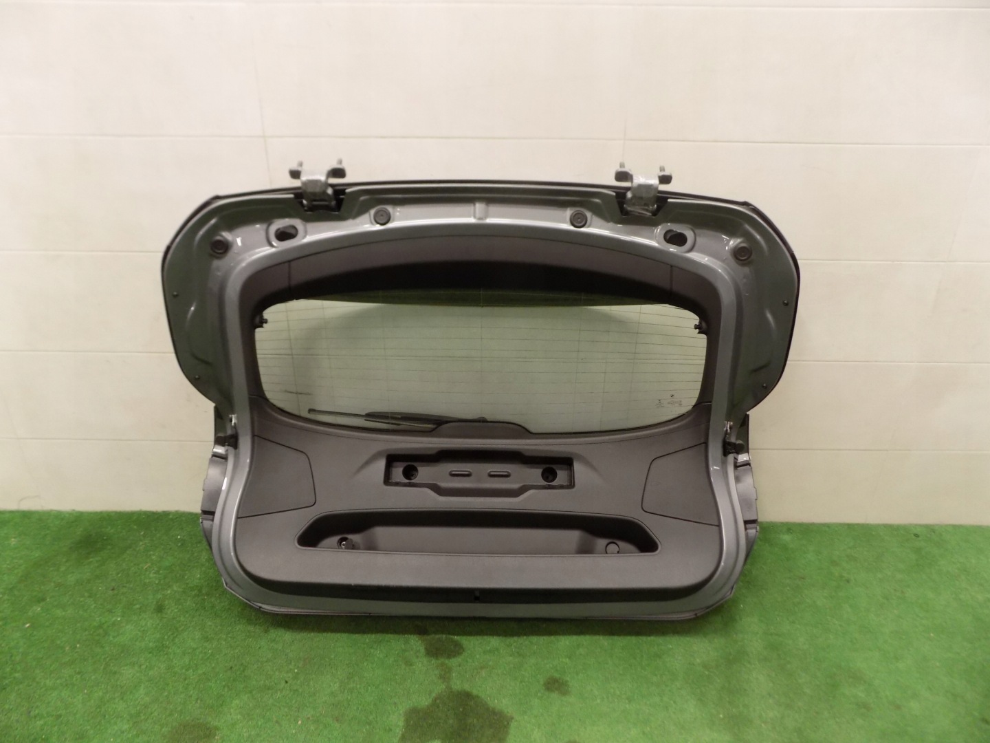 BMW 2 F39 trunk door boot C4W