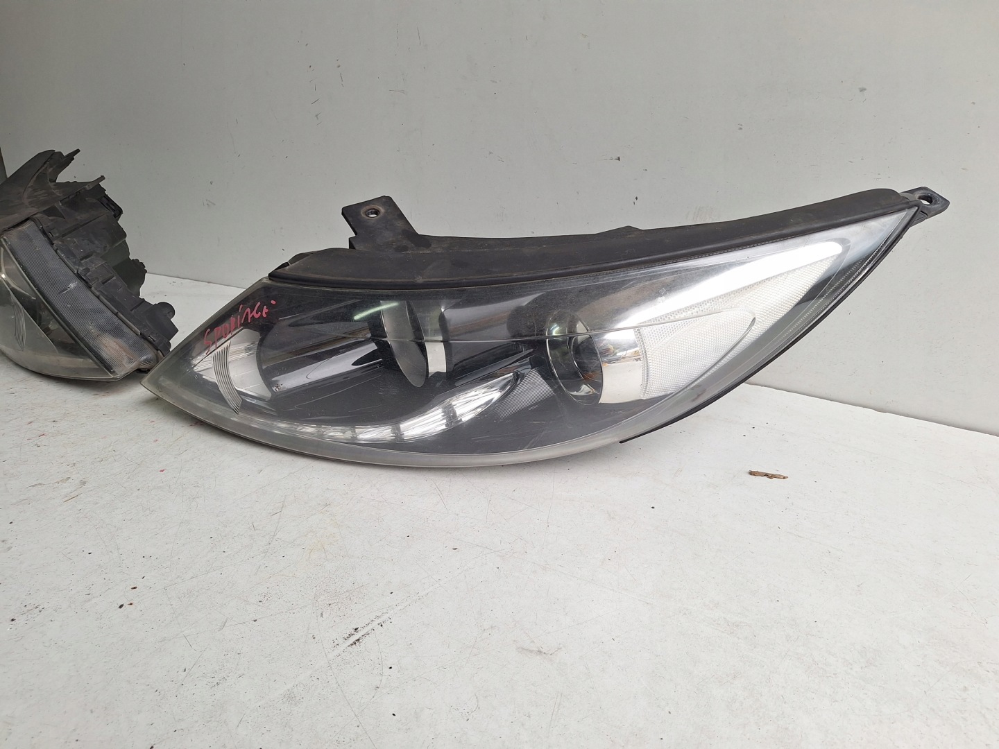 KIA SPORTAGE III 10-14 light left + LED UK