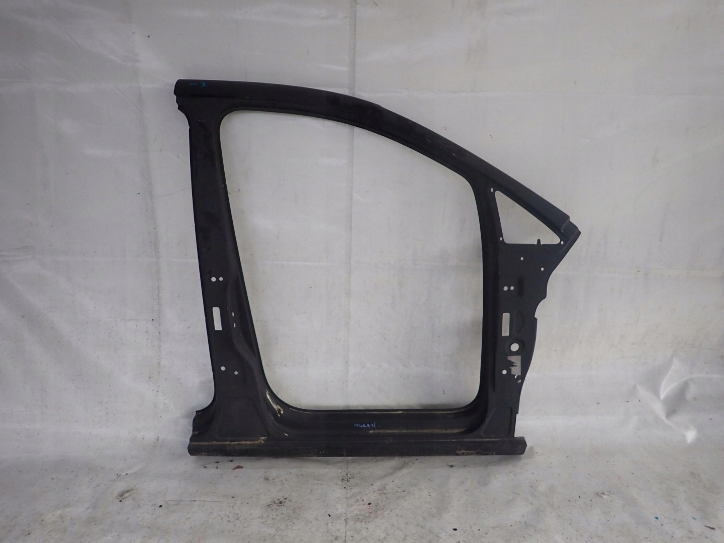 VW TOURAN 1T 03- RAMA side pillar door right front