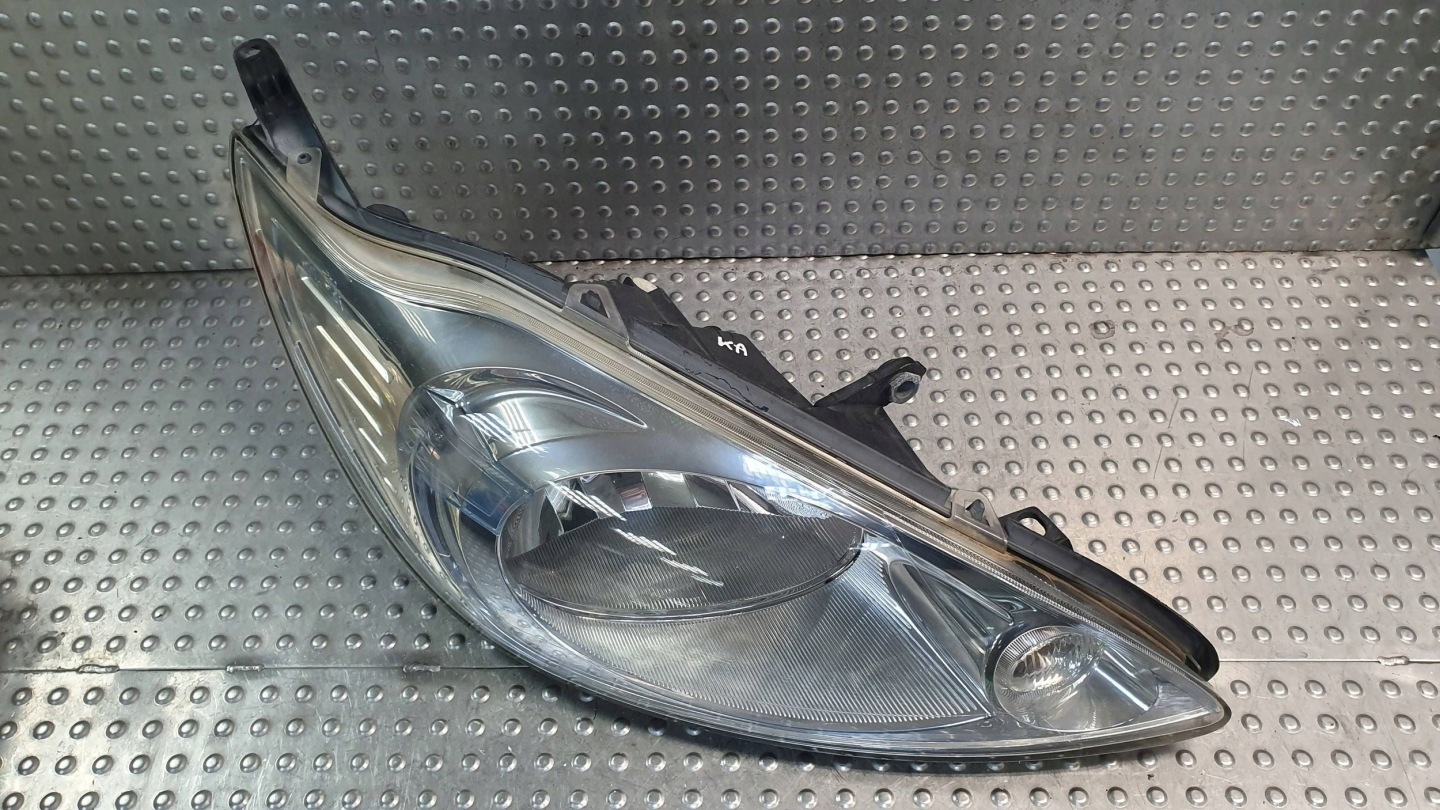 light front right FORD KA MK2 08