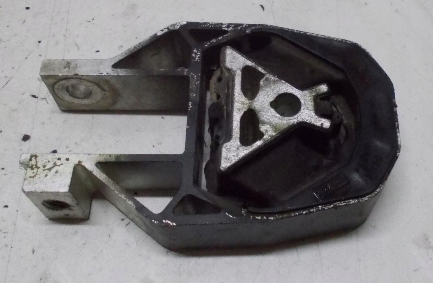 FORD KUGA MK2 2.0 TDCI holder gearbox mounting AV61-6P082-AC