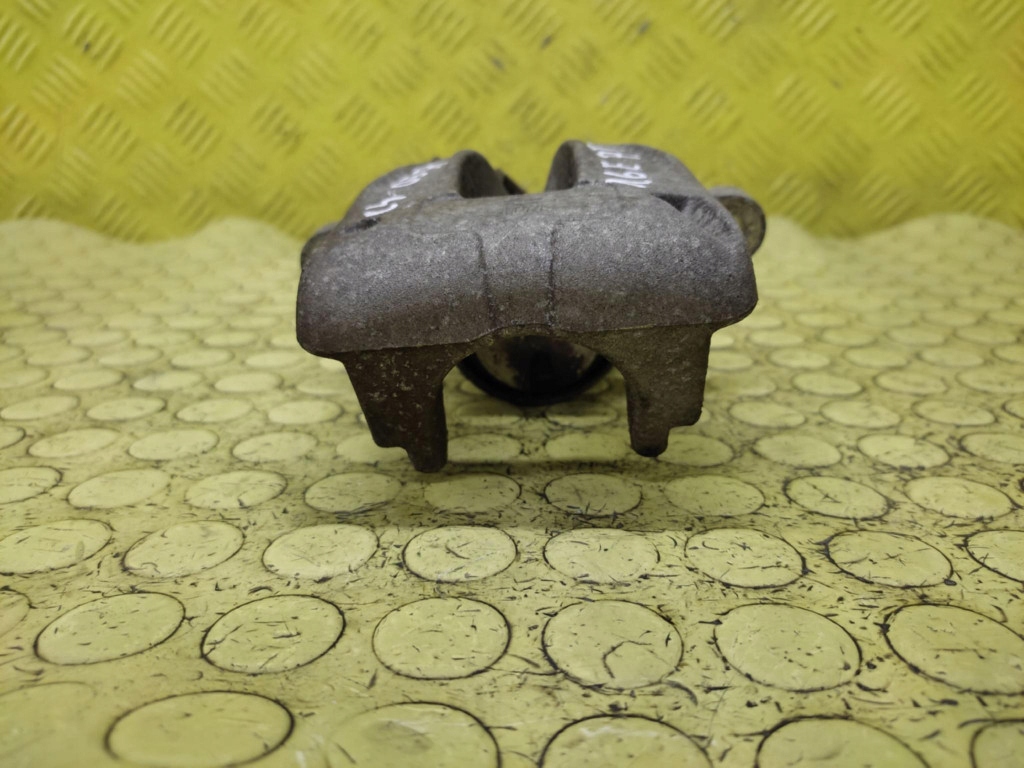 CITROEN C4 1.6 caliper brake right rear part