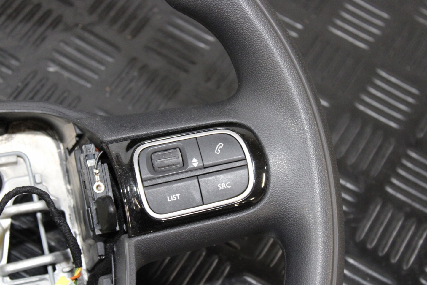 lenkrad MULTIFUNKCYJNA CITROEN C3 III 3 LIFT
