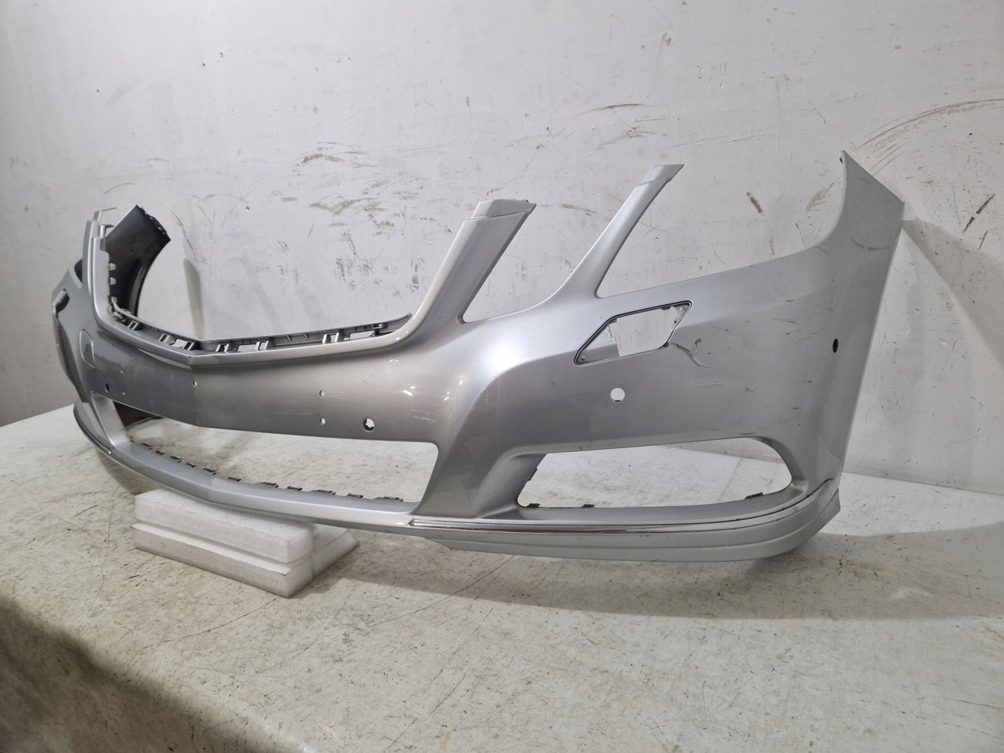 MERCEDES E-KLASA W 212 2009- 13 front bumper front A2128850025 OE