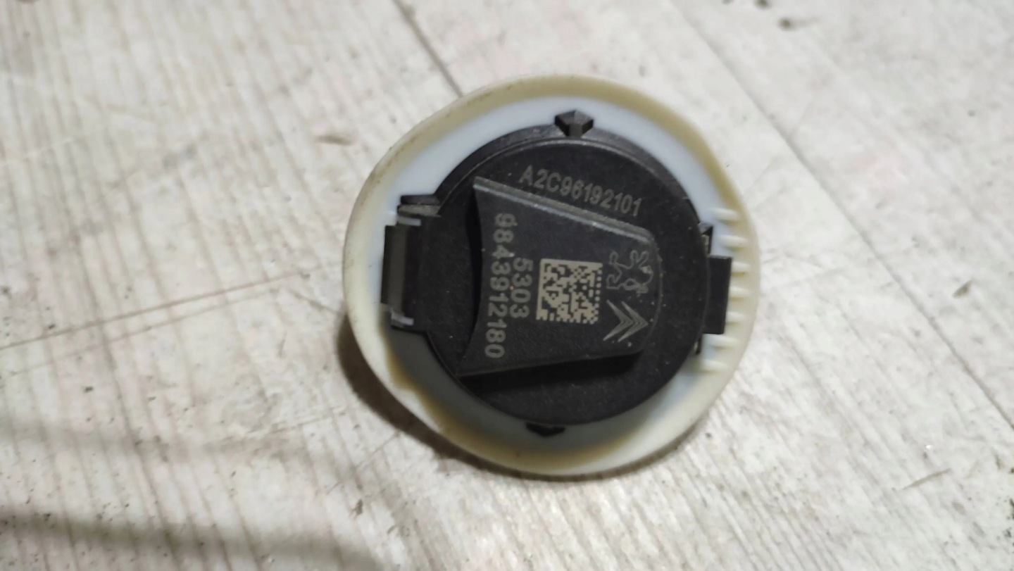 Peugeot 208 II 23r 1.2 Crashsensor Drucksensor