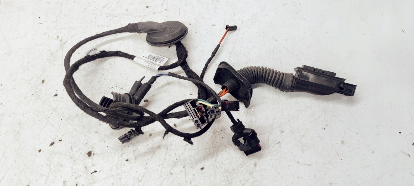 bundle door left right rear part AUDI A1 8X0971687D