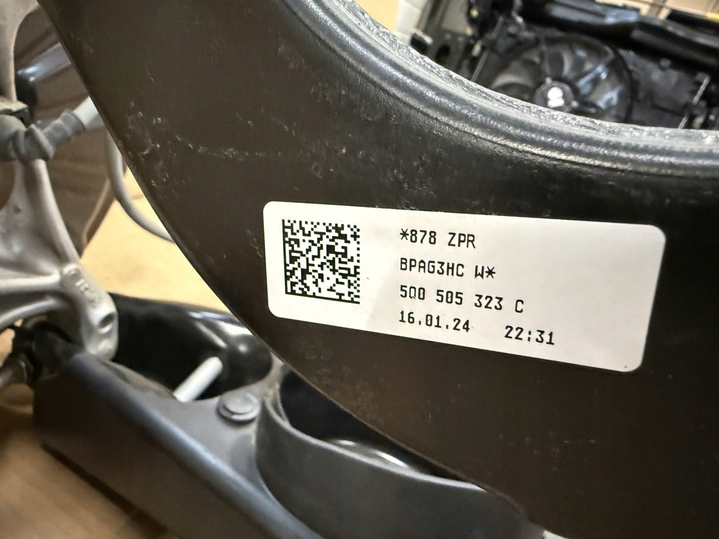 CUPRA FORMENTOR sususpension arm swing right rear part 5QA505436B