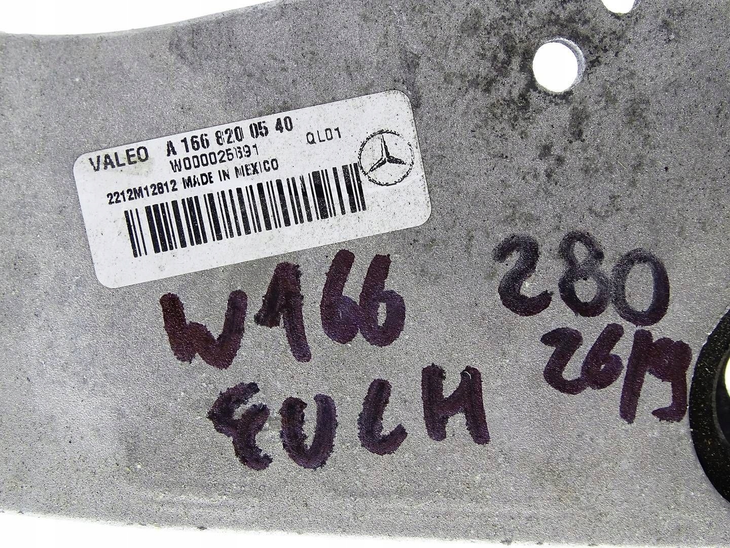 mechanism WYCIERACZK front front MERCEDES ML W166 EU A1668200540