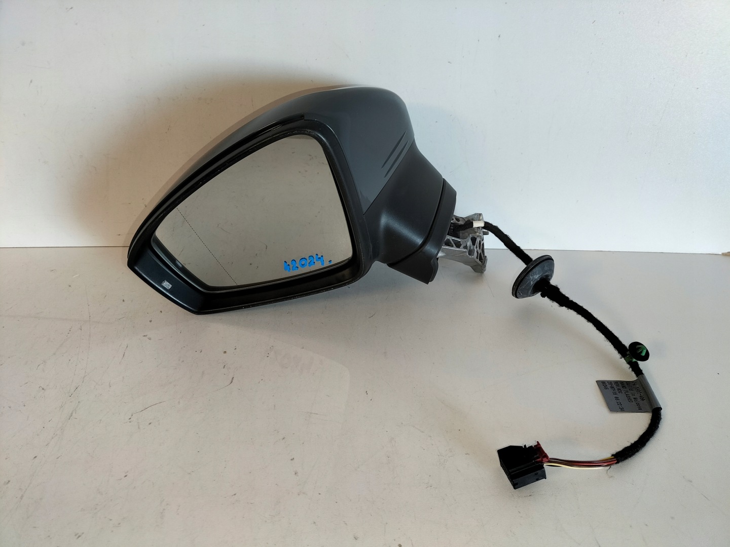 mirror left electrics VW TIGUAN II 16