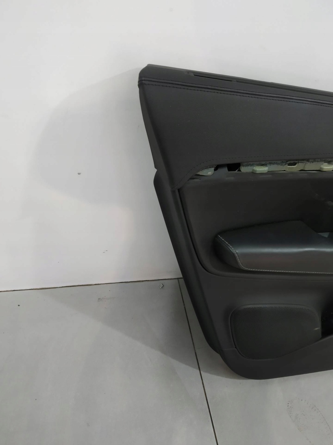 upholstery side left rear part Volvo XC 90 II (2015- )
