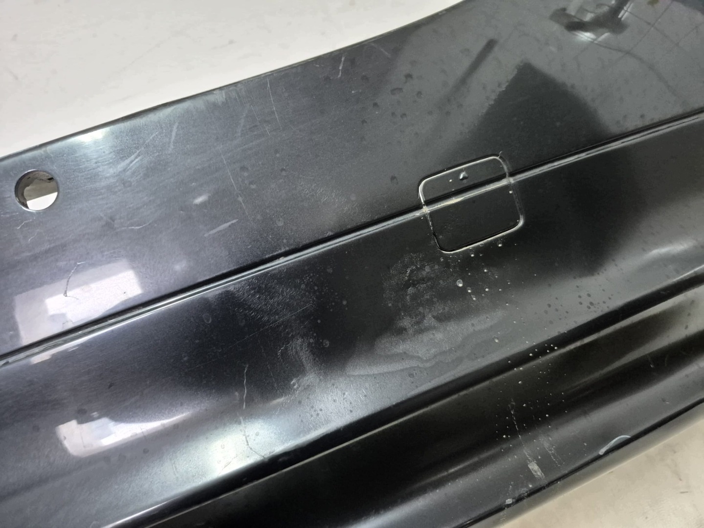 BMW 3 E90 sedan 08- bumper rear part rear PDC 7202687