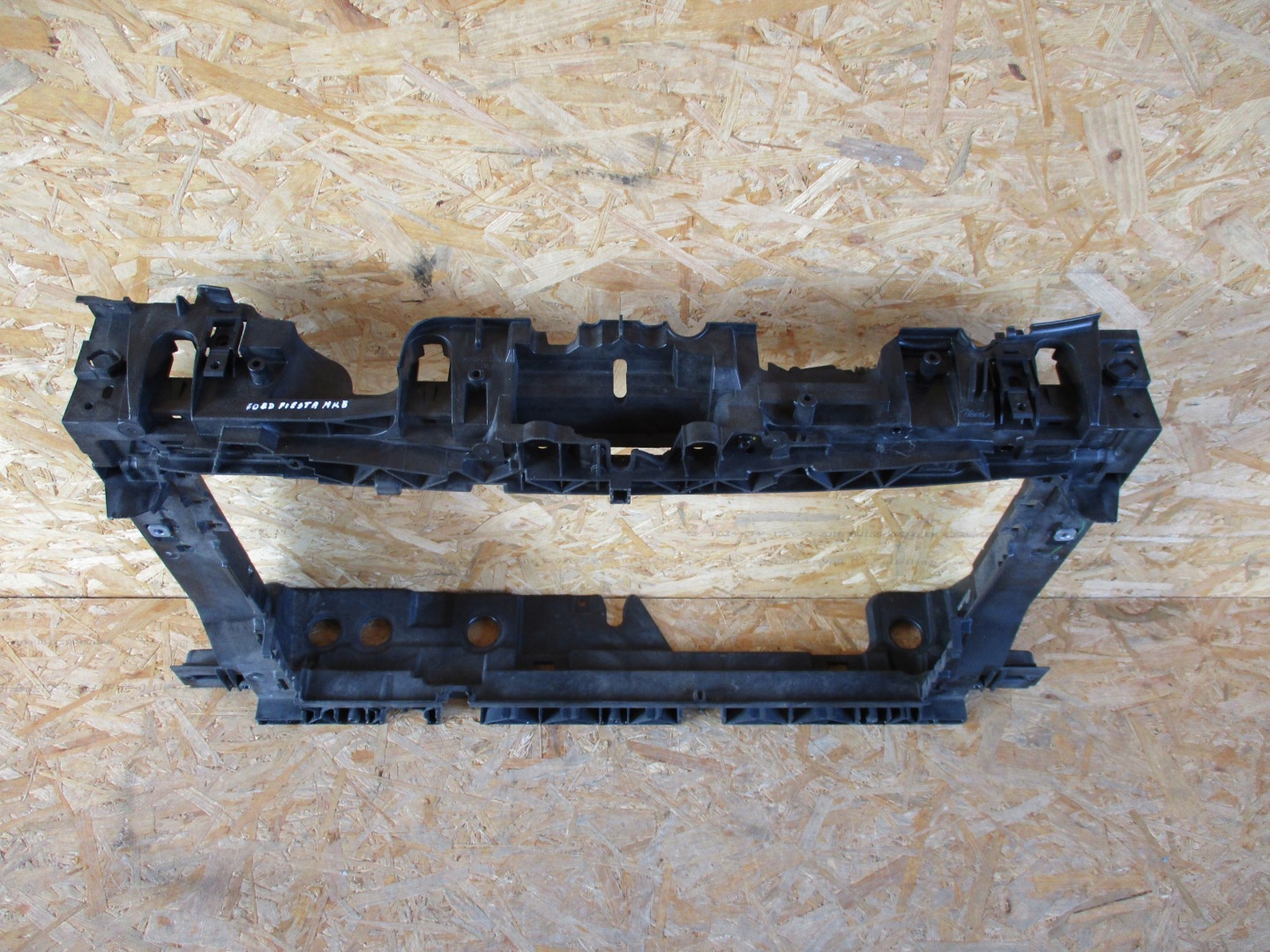 support panel for radiators pillar FORD FIESTA MK8