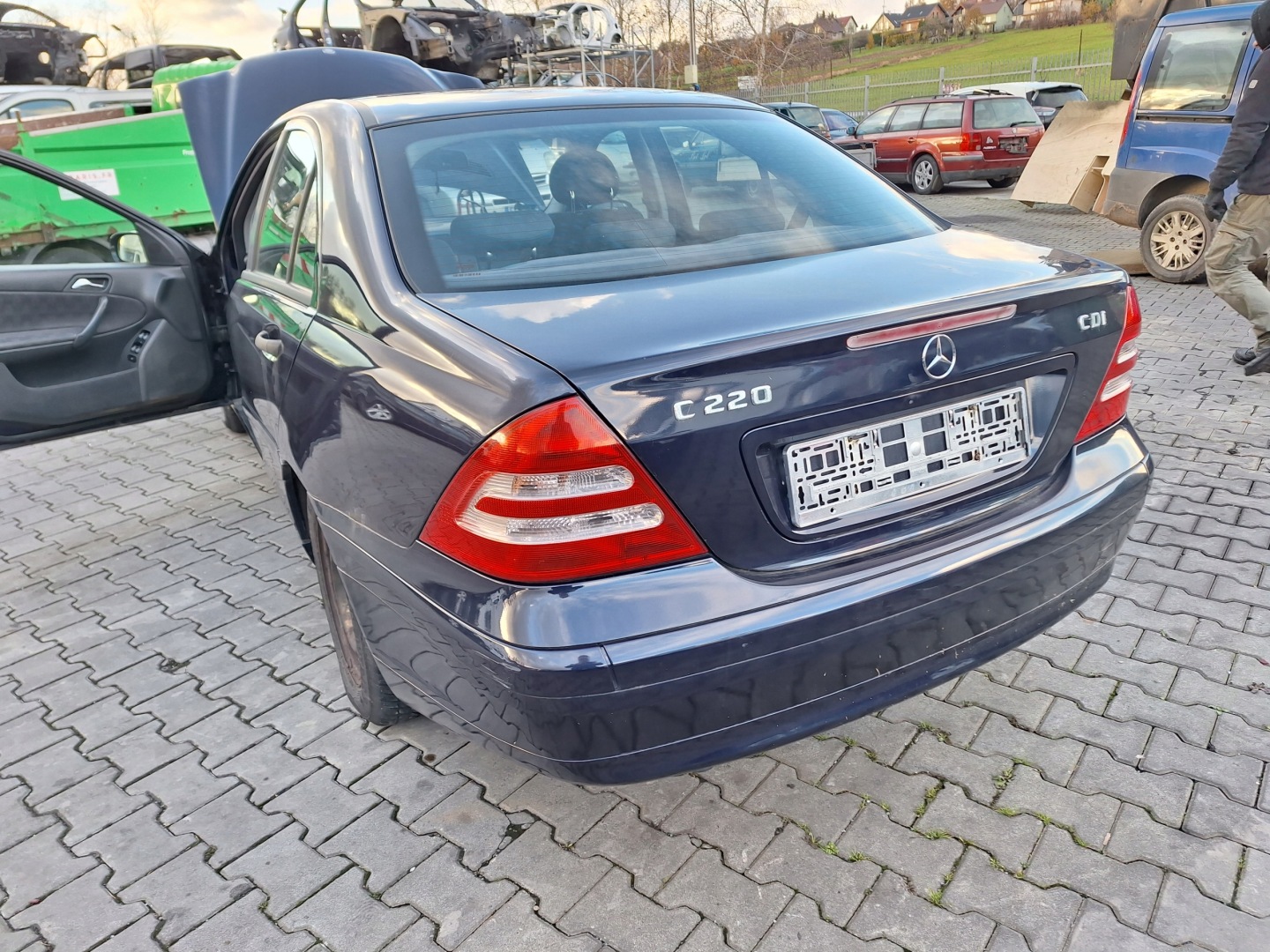 MERCEDES W203 C-KLASA sedan 4D light rear part right