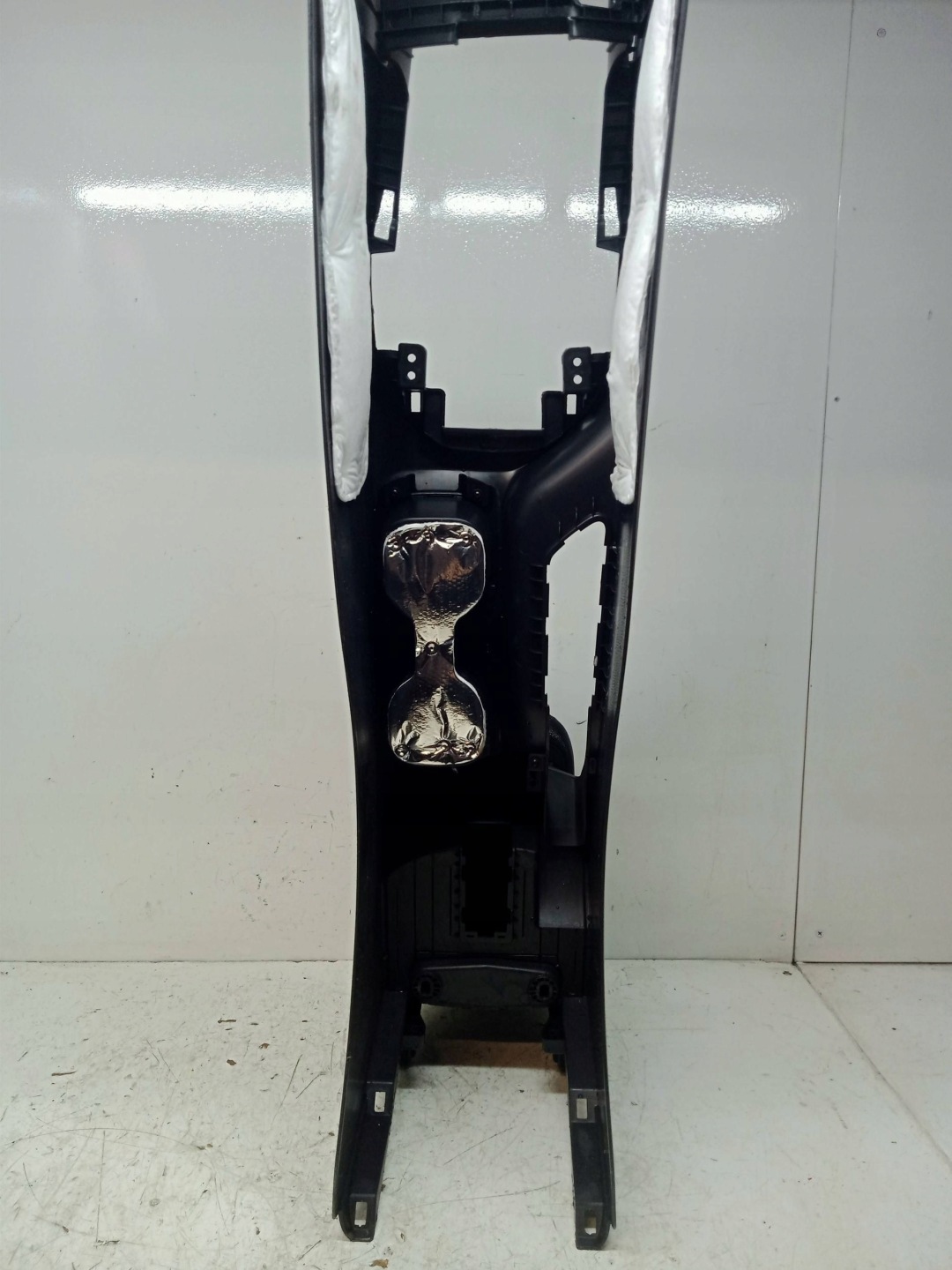 HYUNDAI I30 III TUNEL central armrest leather 2017