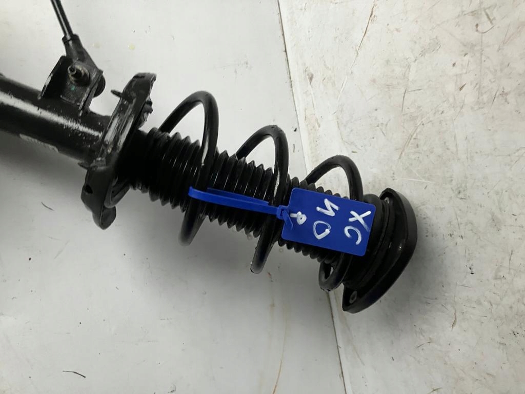 McPherson right VOLVO XC40 D4 32221857