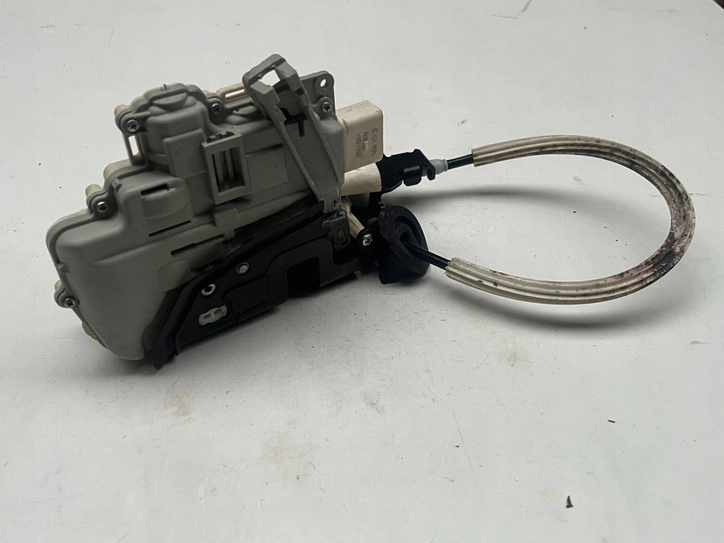 AUDI Q7 4M lock door left front DOCIAG 4M1837015F @M