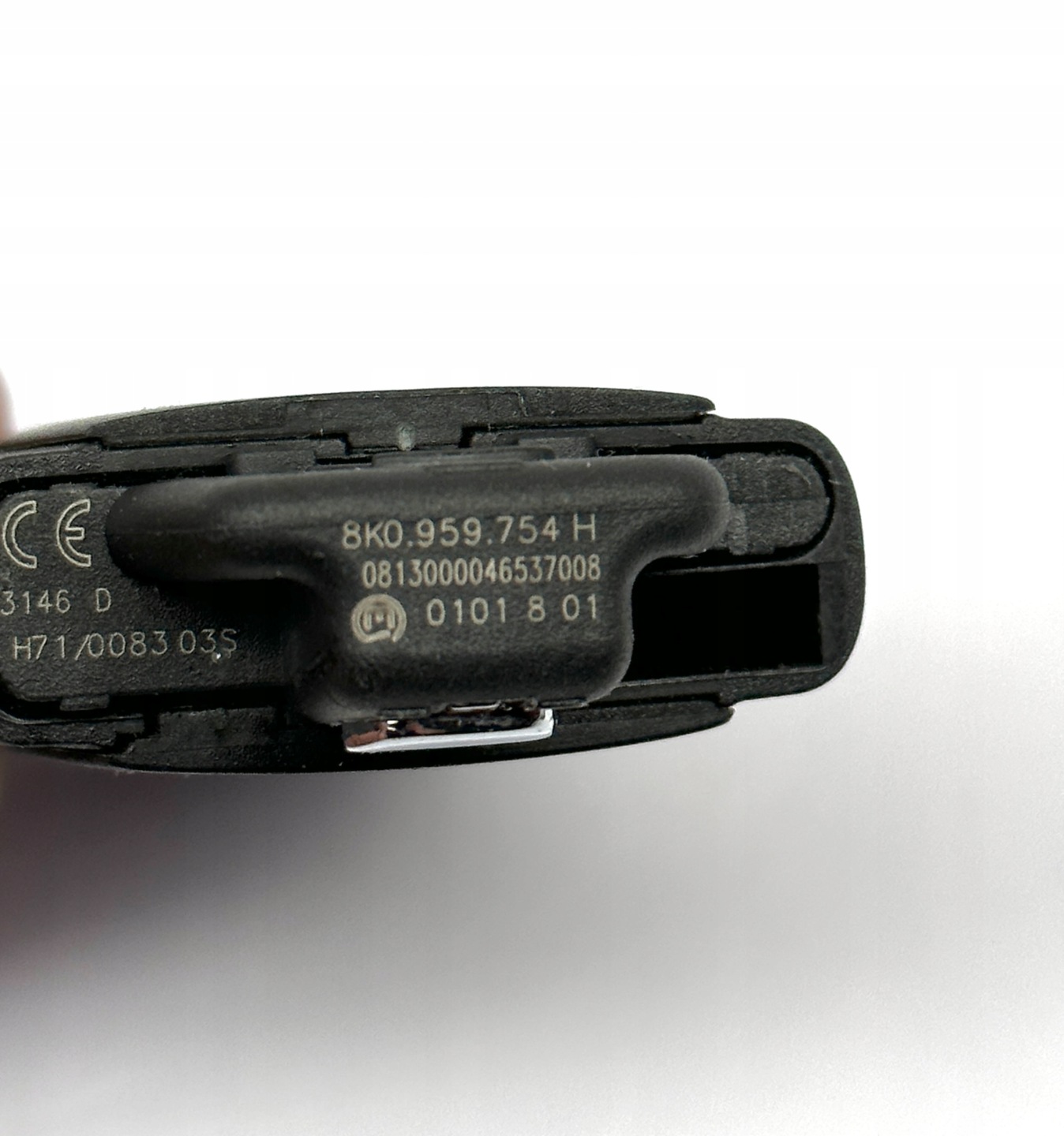 AUDI A4 B8 A5 8T Q5 key PILOT 8K0959754H