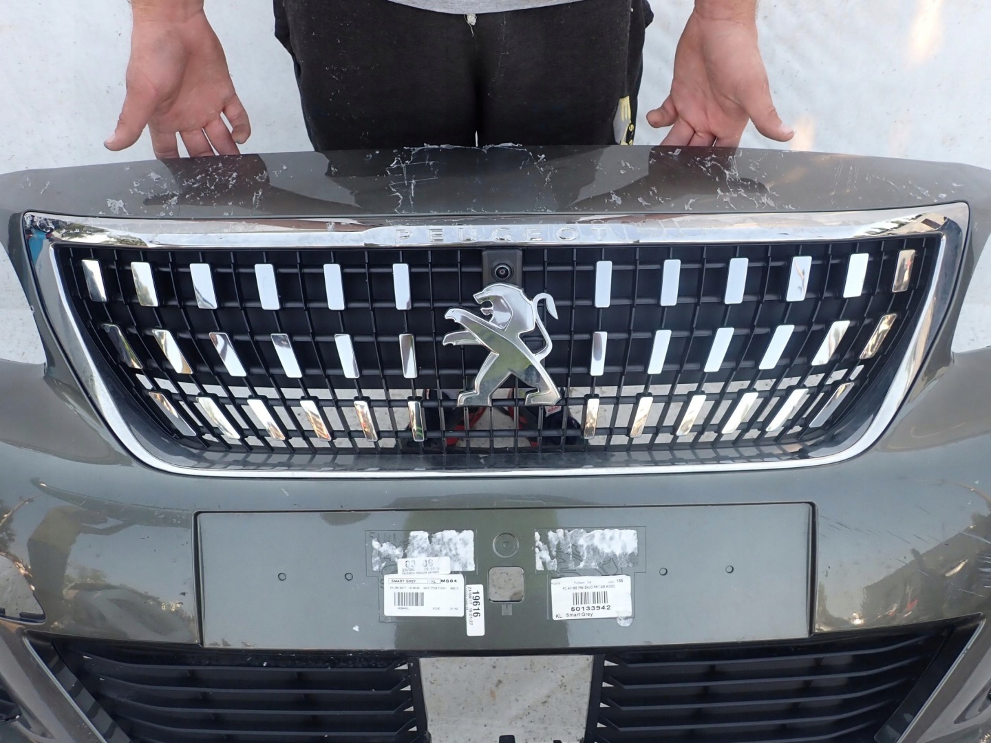 PEUGEOT 3008 II 16- bumper front KAMERA 6PDC
