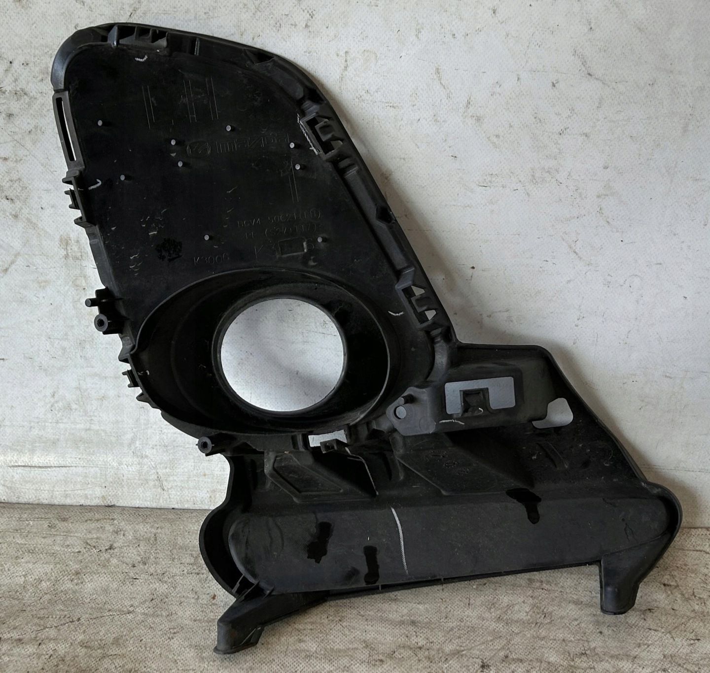 grid left of a bumper front MAZDA 3 BL LIFT 11