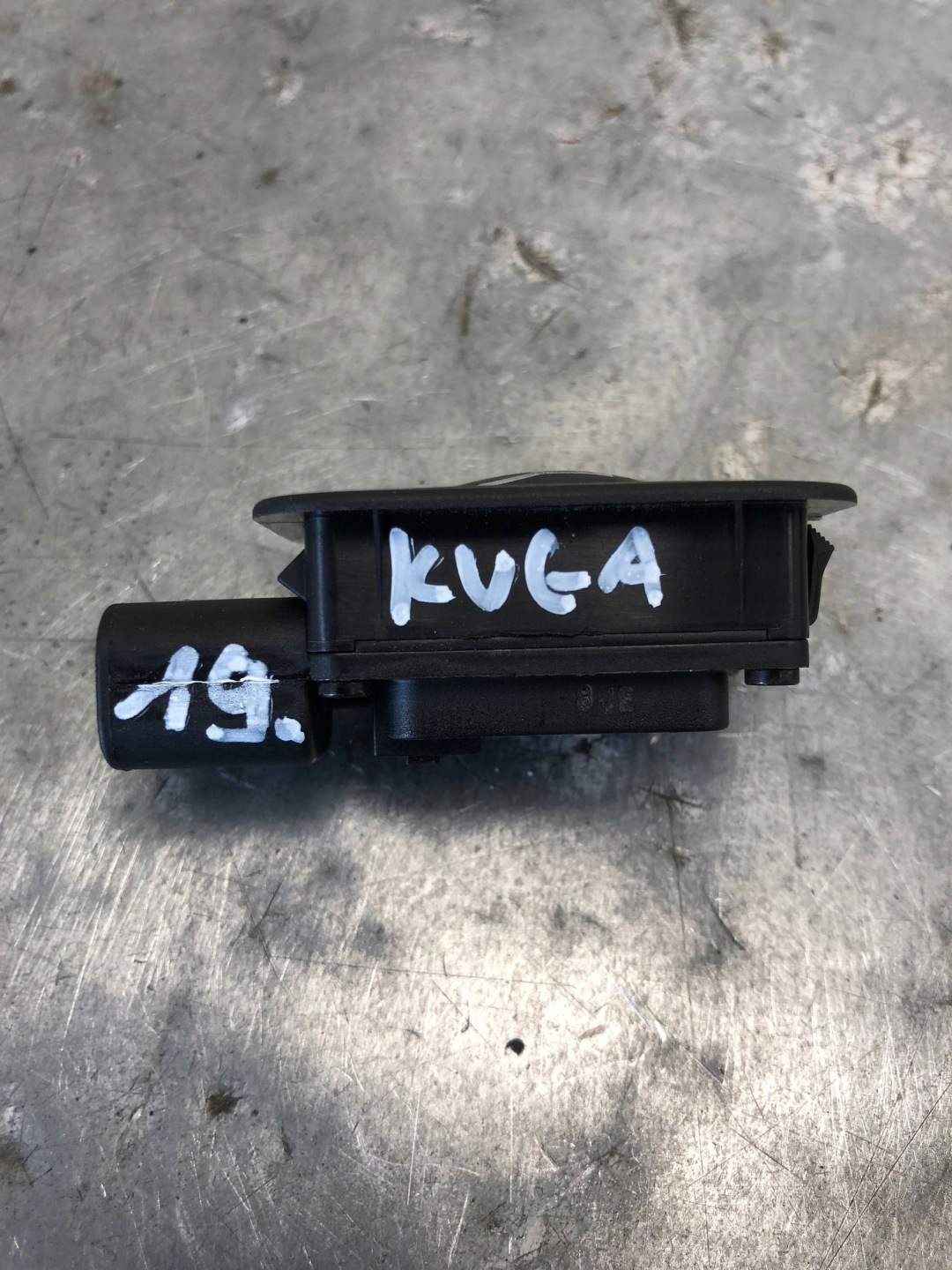 button bonnet boot FORD KUGA MK2 LIFT DJ5T-14K147-AA