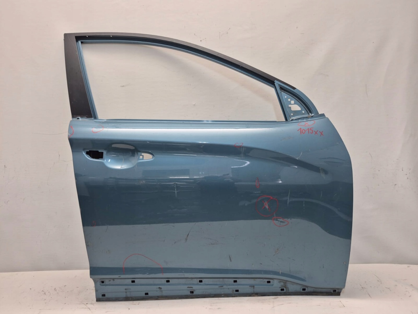 HYUNDAI KONA and 17- door right front front