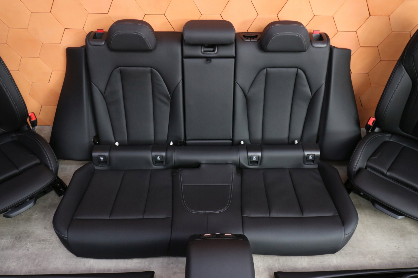 BMW X4 G02 LCI inner seats side TUNEL SPORT electrics 22 KM !