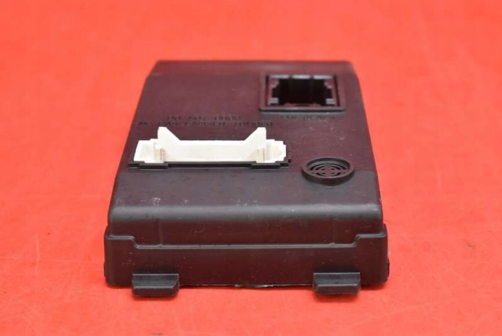 control unit module BCM 8201013753 RENAULT THALIA 2 II 1.4 16V 98 KM 08-12