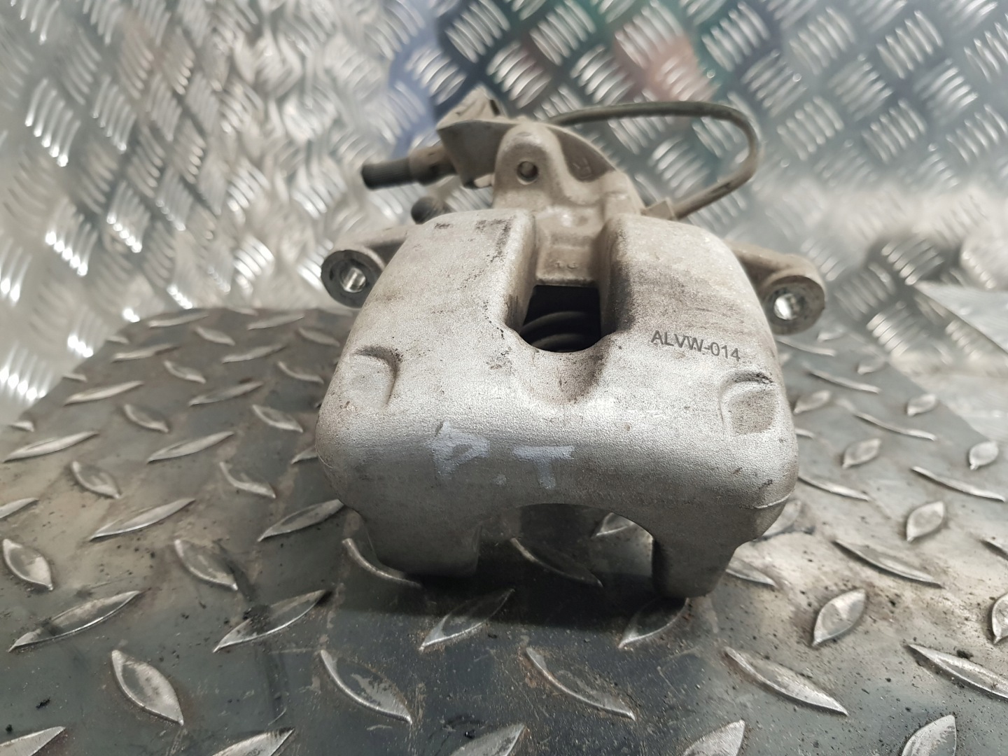 caliper brake right rear part rear VOLKSWAGEN PASSAT B6