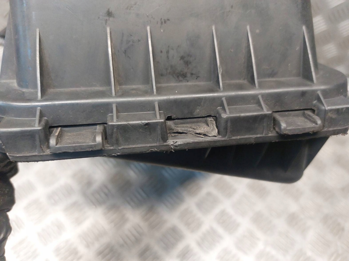 luftfiltergehäuse CHRYSLER PACIFICA und 3.5 V6