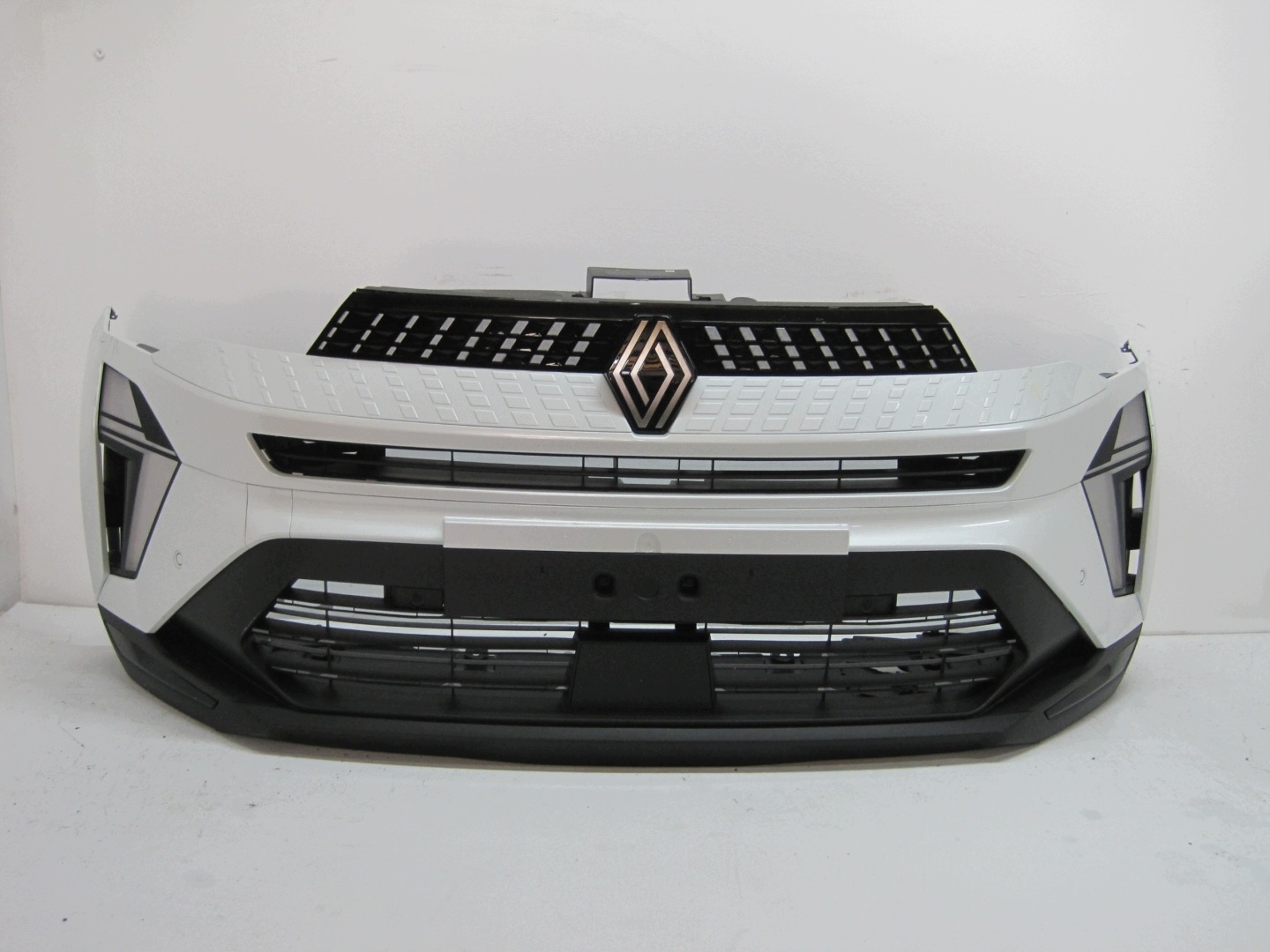 bumper RENAULT CAPTUR II LIFT 6 PDC front front