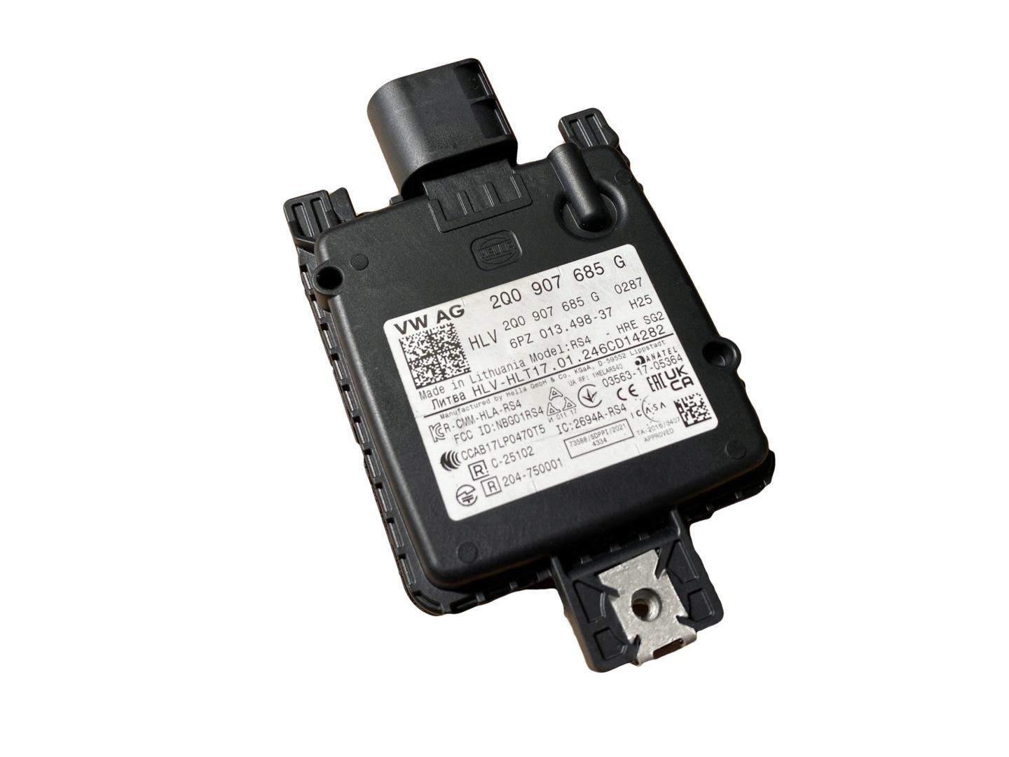 AUDI A3 8Y VW ASYSTENT changes supports left 2Q0907685D