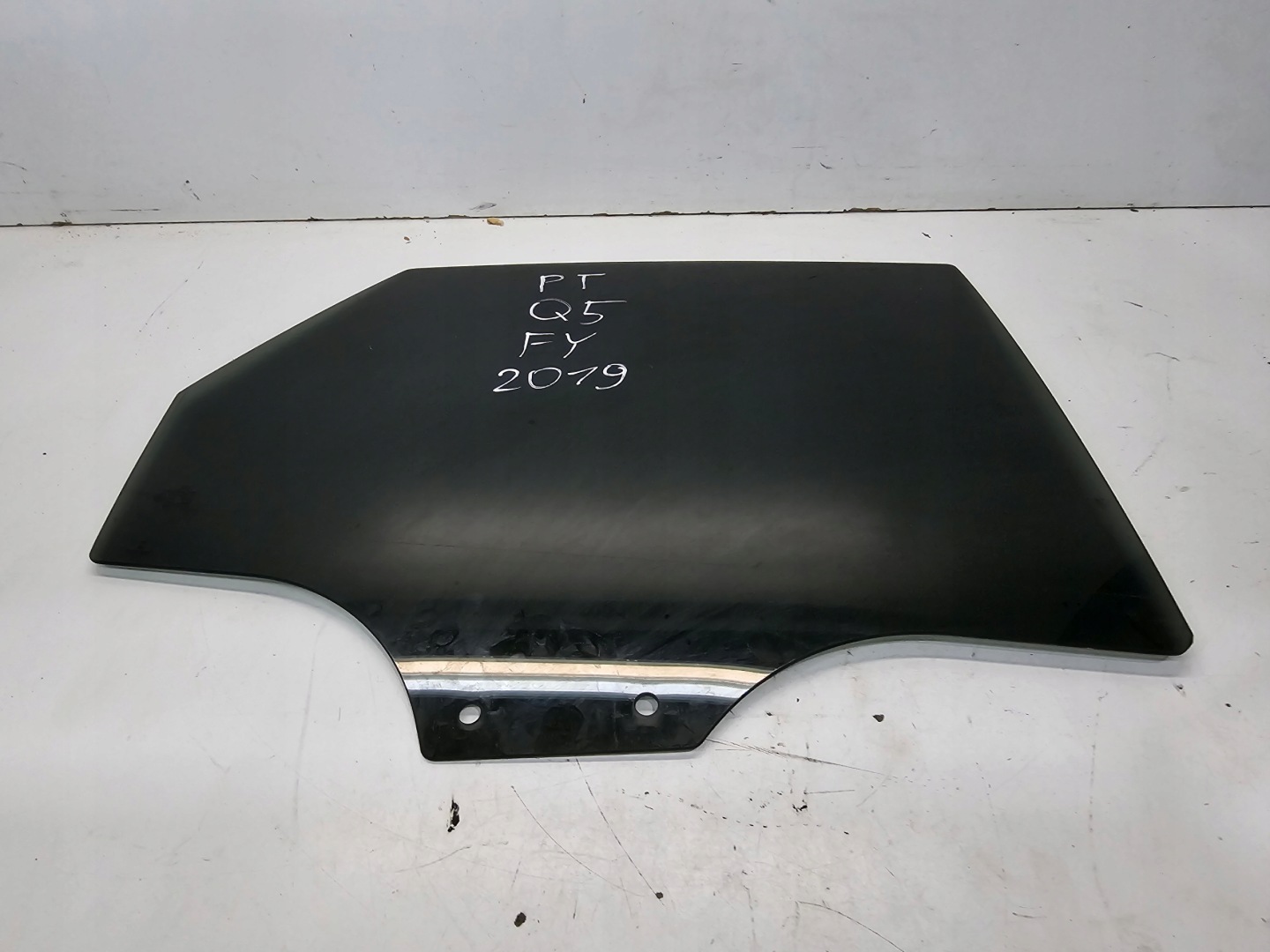 window side door right rear part AUDI Q5 FY 80A 2019 80A845206A