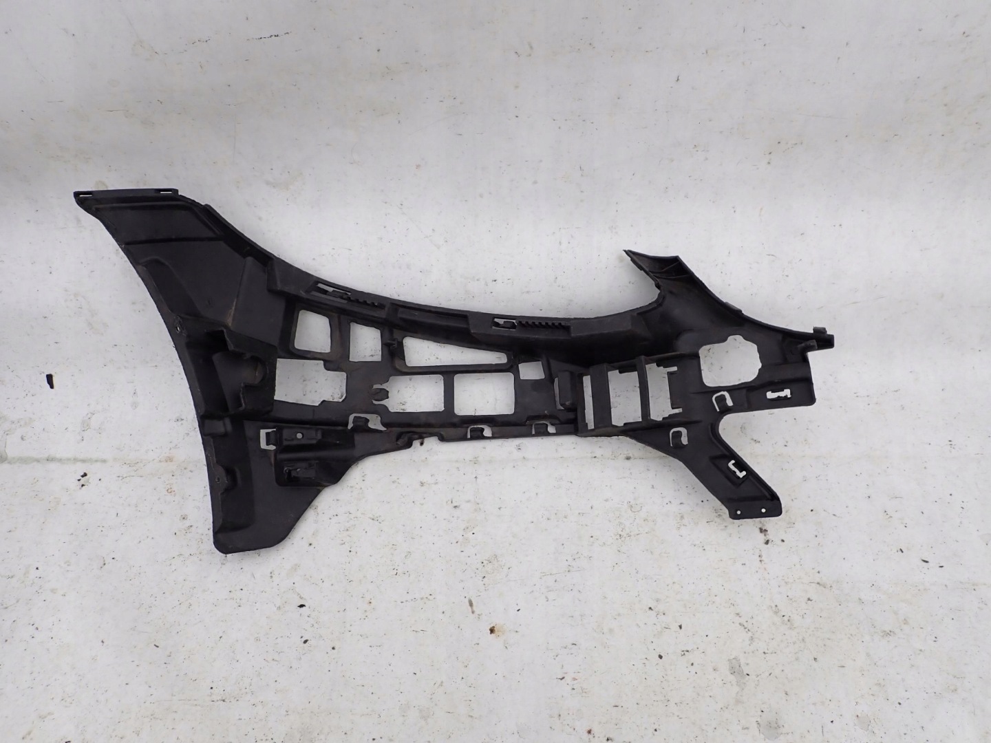 MERCEDES C-KLASA W205 14- support left front