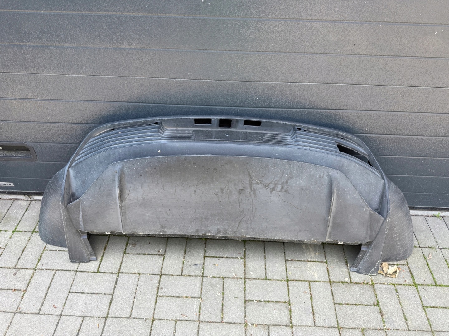 PORSCHE TAYCAN Diffuseur Pare choc Arrière 9J1807983F