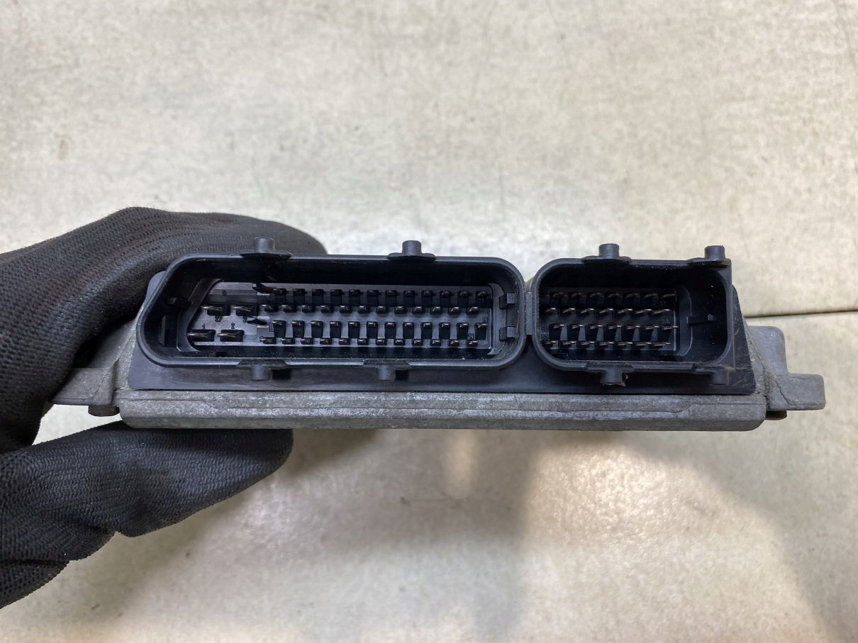 control unit of the engine VW GOLF IV 1.4 16V 036906014AN
