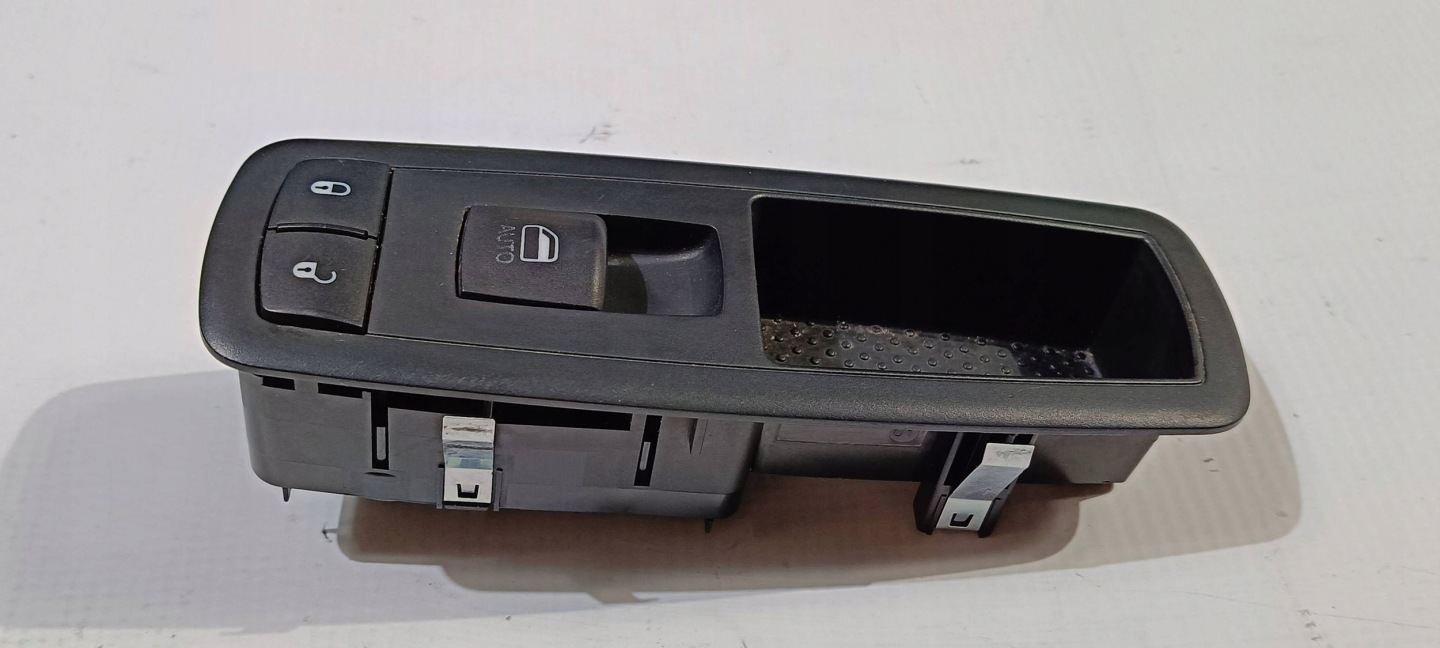 control panel szybami switch right of the passenger Dodge Ram 2009-2018