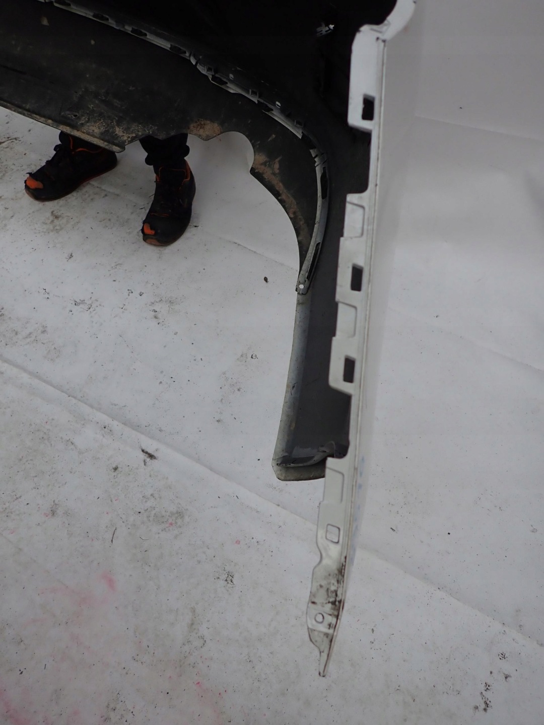 OPEL INSIGNIA B sedan HB 17-20 bumper rear part 4XPDC