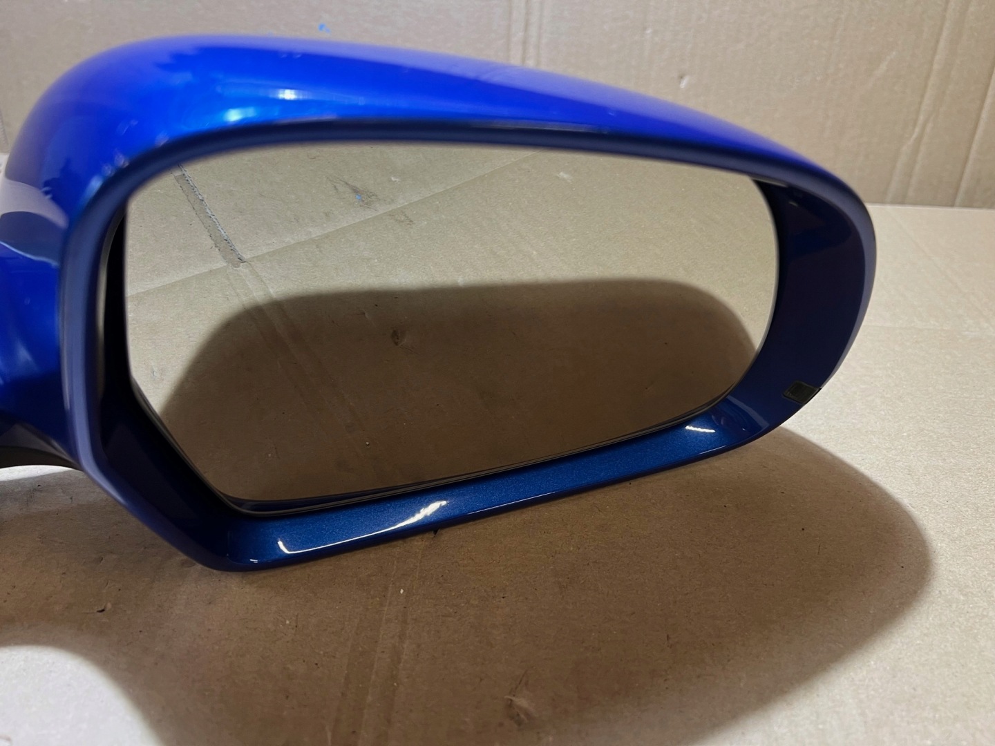 AUDI A3 8P 3D LIFT mirror right 6PIN