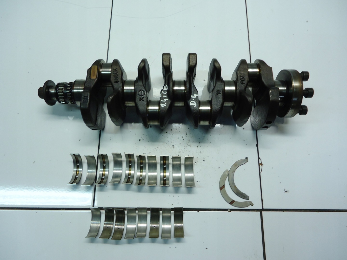 RENAULT MEGANE III 1.4 TCE H4JA700 crank 5H60H NOMINAL