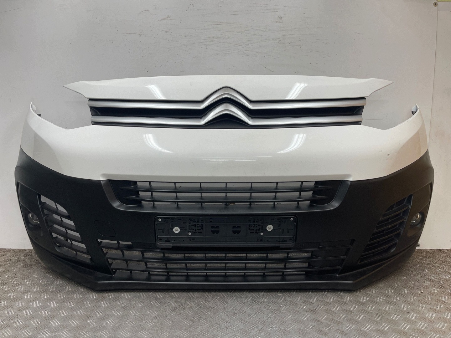 Frontstoßstange vorne CITROEN JUMPY 3 III 16- 6 X PDC