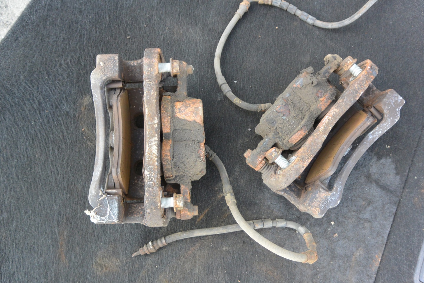 caliper front left right TARCZ 305MM FORD RANGER 5 MKV TKE 2.2 TDCI