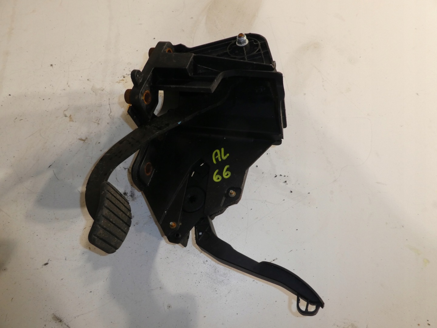 GASPEDAL BREMSE MASTER III 465105948R