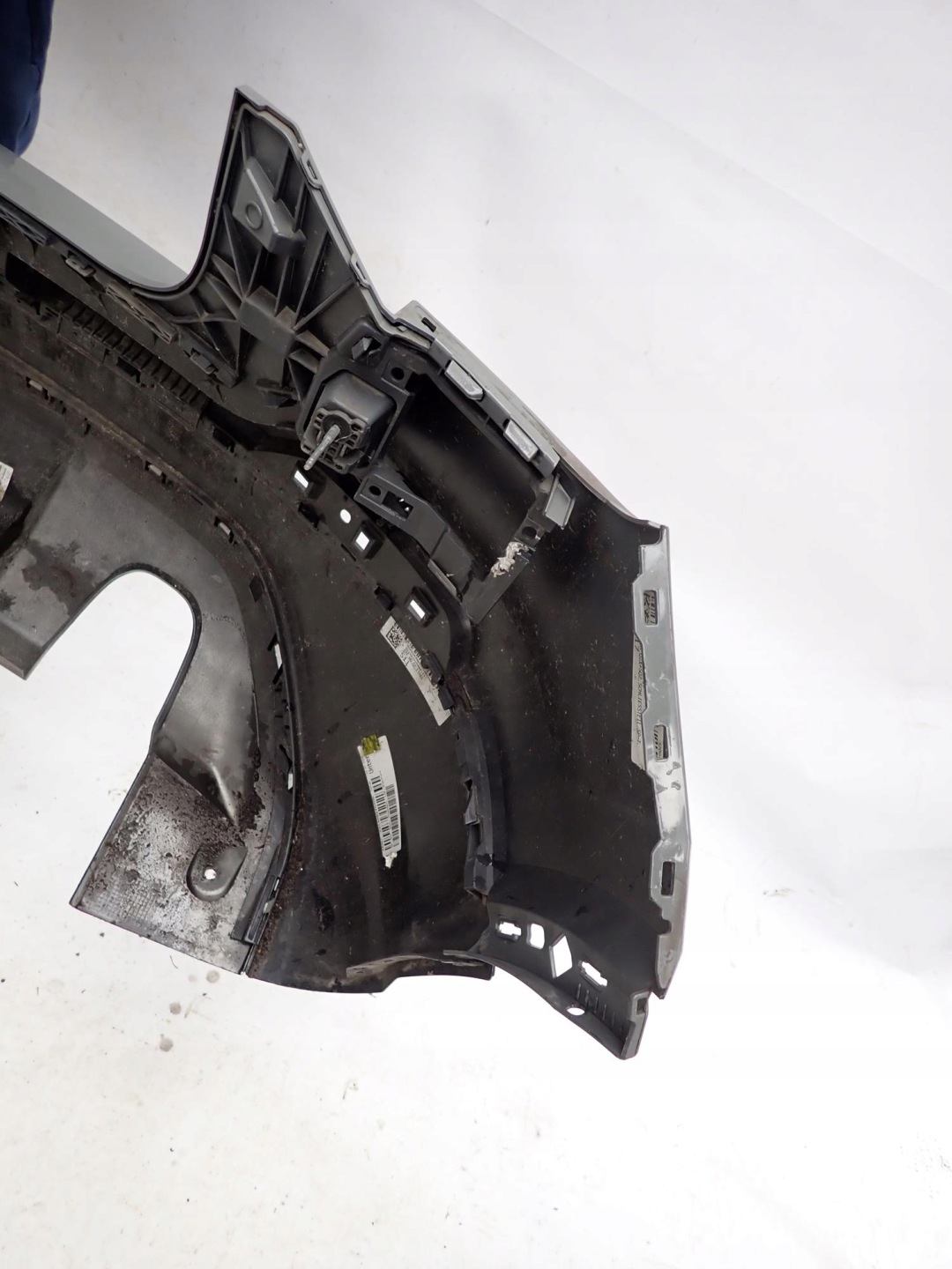 AUDI Q2 16-20 lökhárító far hátsó PDC