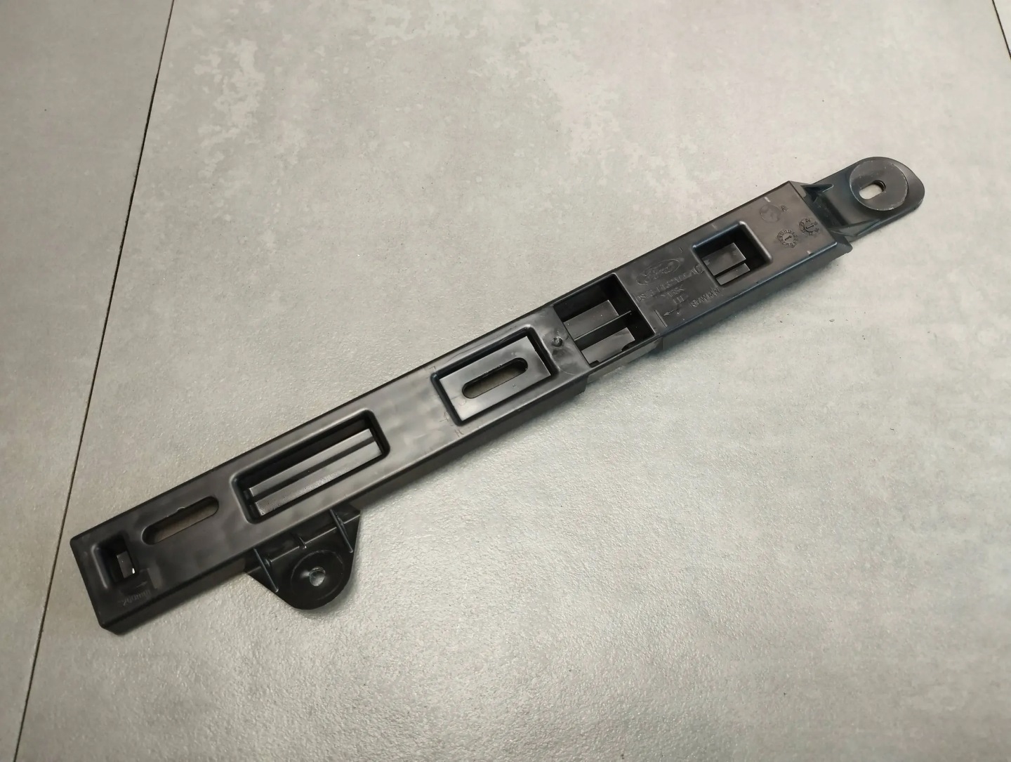 Ford Mondeo MK5 Support Support plaque DS73-F132A14-AC