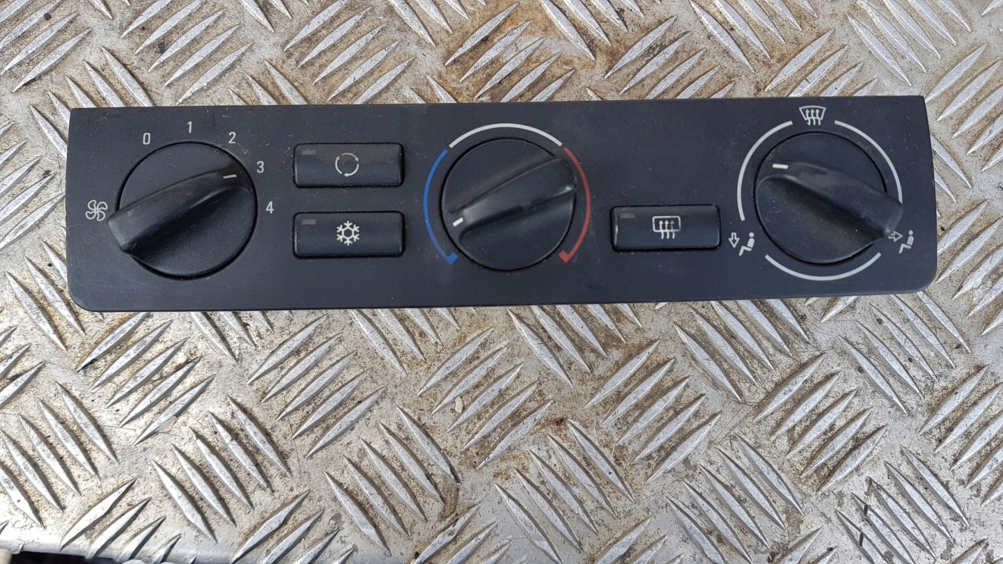 BMW E46 Bouton Unite commande clima 6905632