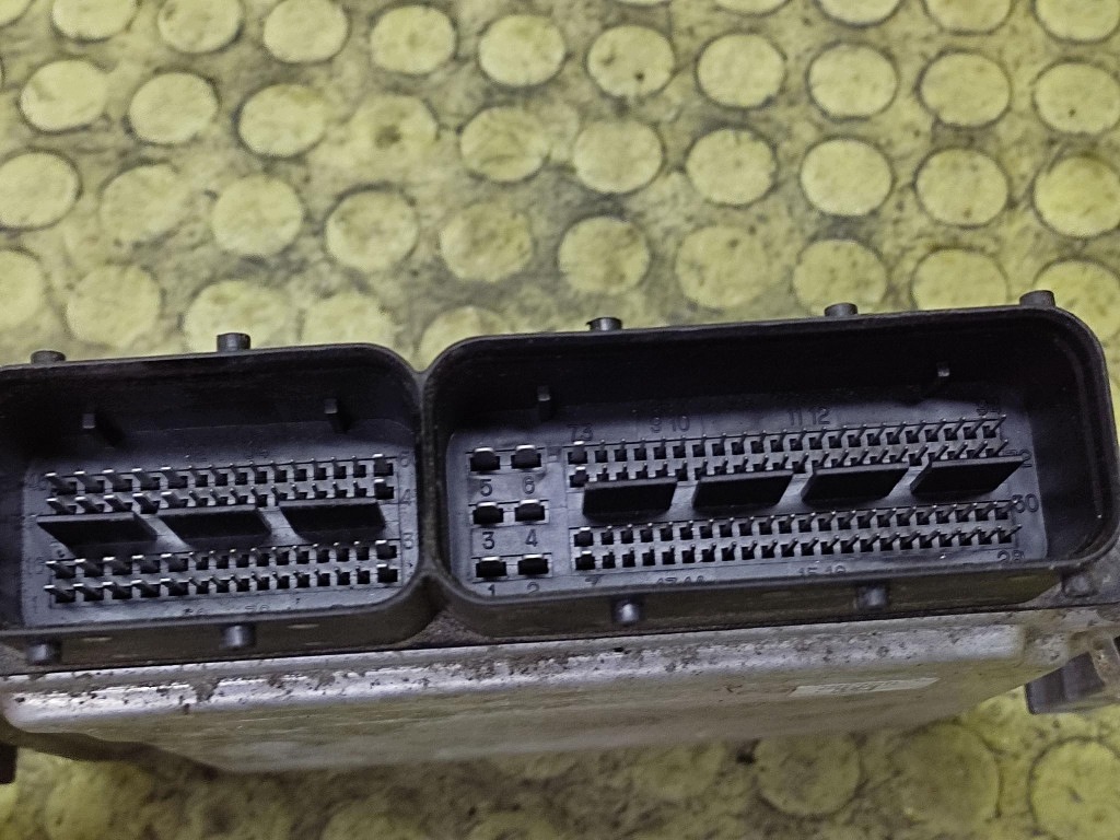 KIA MAGNETIS control unit of the engine 0281012774