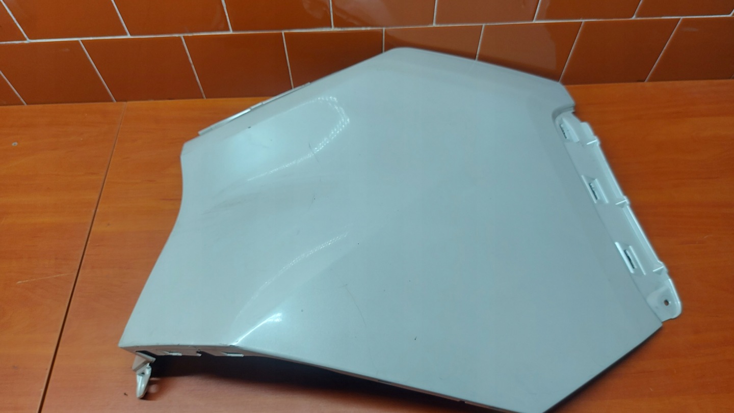 Ecke der Stoßstange links heck TOYOTA RAV4 V 18