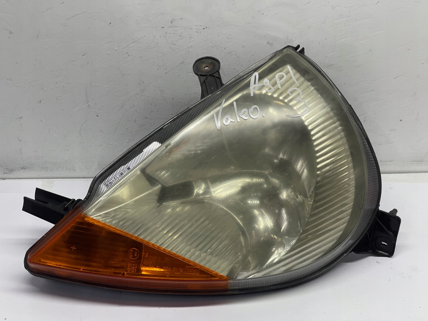 Valeo 97KG13006AR reflektor Feux phare