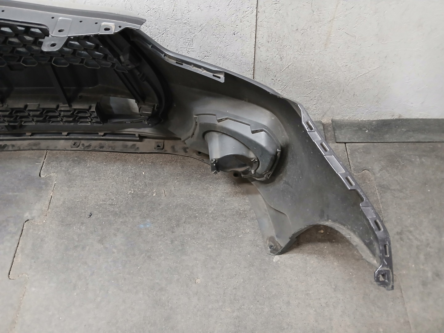 bumper front SUZUKI SWIFT MK8 SPORT